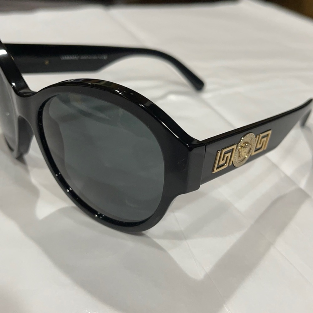Authentic Versace sunglasses!